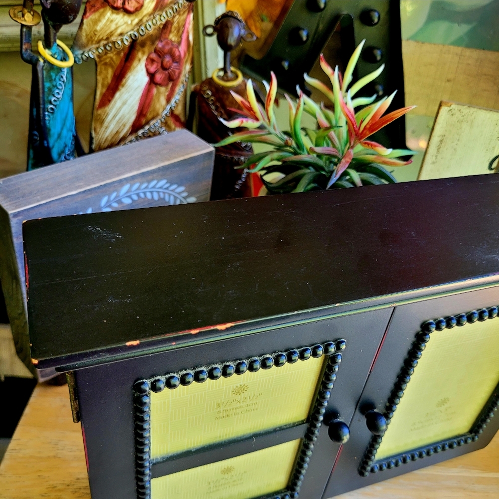 Photo Frame Jewelry Box - Picture 3 of 12